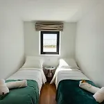 Gamboas Place Bed & Breakfast 3*