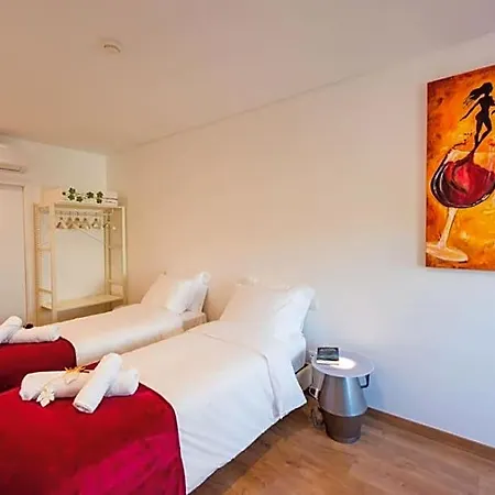 Gamboas Place Bed & Breakfast