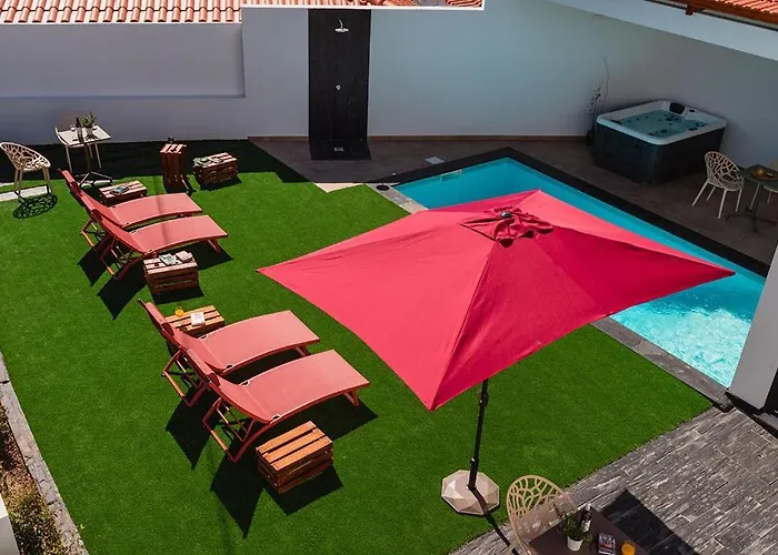 Gamboas Place Olhalvo